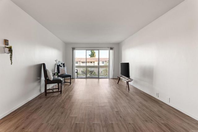 1801 Diamond Street 3-205, San Diego, CA 92109