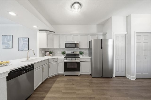 5352 NEIL DRIVE, St Petersburg, FL 33714