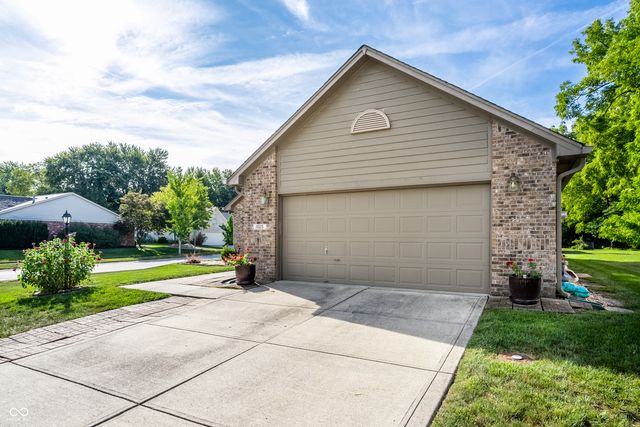 1525 Quail Glen Court, Carmel, IN 46032