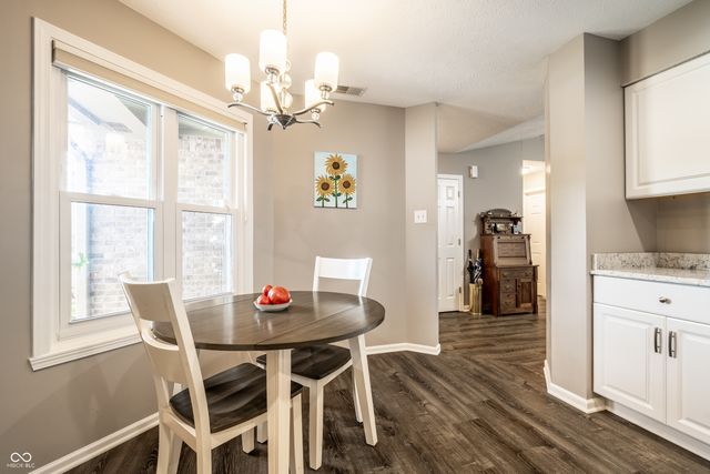 1525 Quail Glen Court, Carmel, IN 46032