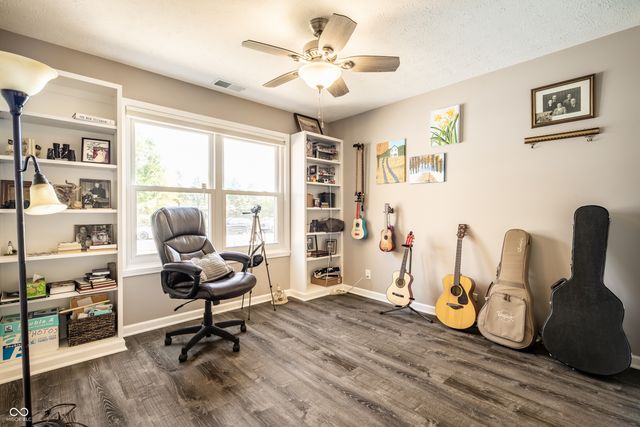 1525 Quail Glen Court, Carmel, IN 46032