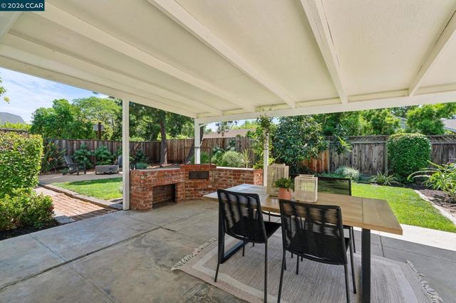 125 Luella Drive, Pleasant Hill, CA 94523