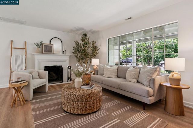 125 Luella Drive, Pleasant Hill, CA 94523