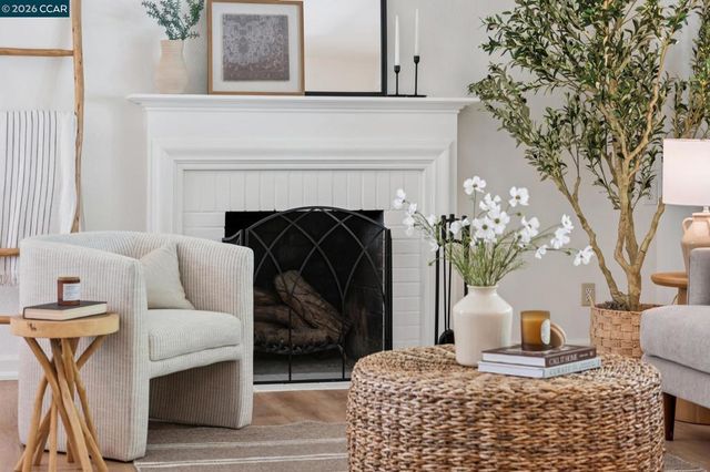 125 Luella Drive, Pleasant Hill, CA 94523