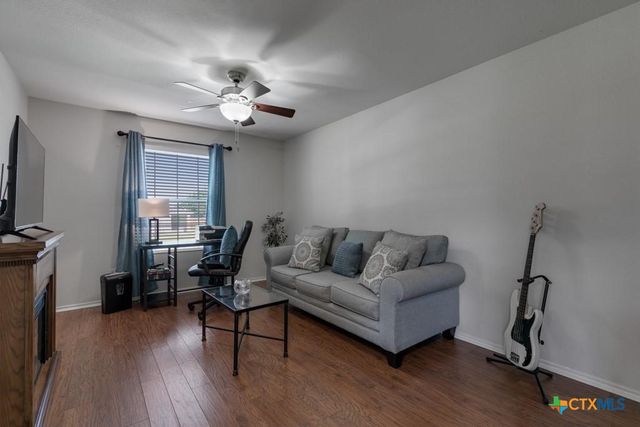2042 Dragon Trail, New Braunfels, TX 78130