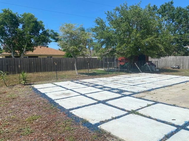 701 SW Sarazen Avenue, Port St. Lucie, FL 34953