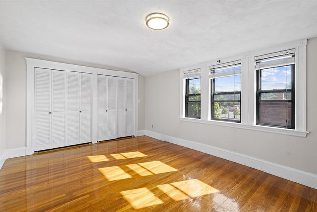 35 Perkins, Quincy, MA 02169
