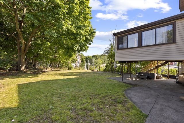 35 Perkins, Quincy, MA 02169