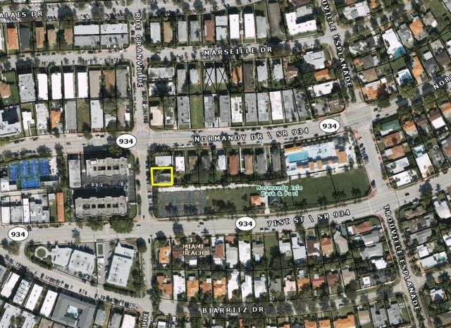 7025 Rue Granville, Miami Beach, FL 33141