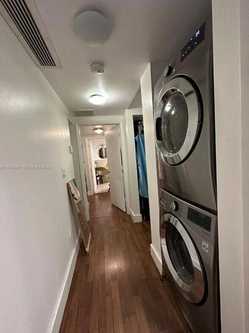 7025 Rue Granville, Miami Beach, FL 33141