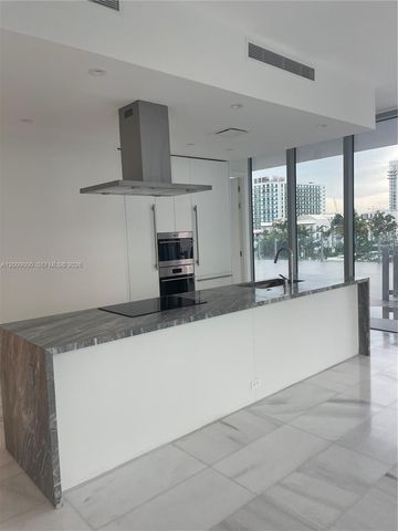 700 NE 26th Ter 806, Miami, FL 33137