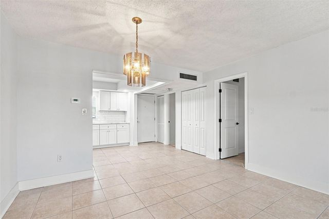 4650 COVE CIRCLE 104, St Petersburg, FL 33708