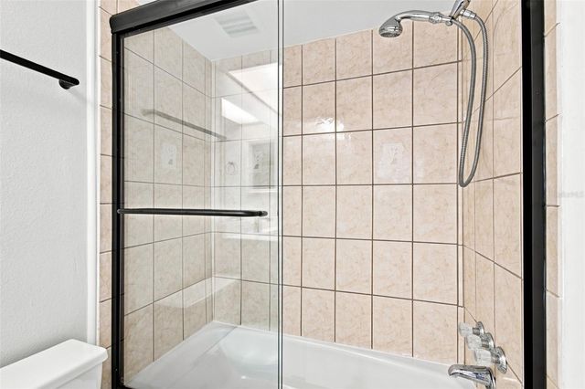 4650 COVE CIRCLE 104, St Petersburg, FL 33708