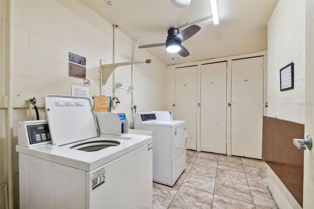 4650 COVE CIRCLE 104, St Petersburg, FL 33708