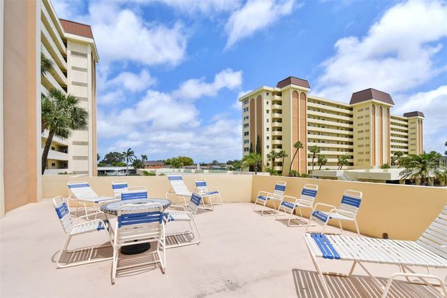 4650 COVE CIRCLE 104, St Petersburg, FL 33708
