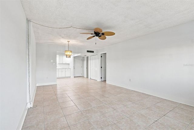 4650 COVE CIRCLE 104, St Petersburg, FL 33708