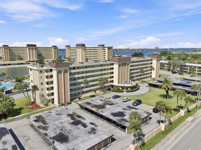 4650 COVE CIRCLE 104, St Petersburg, FL 33708