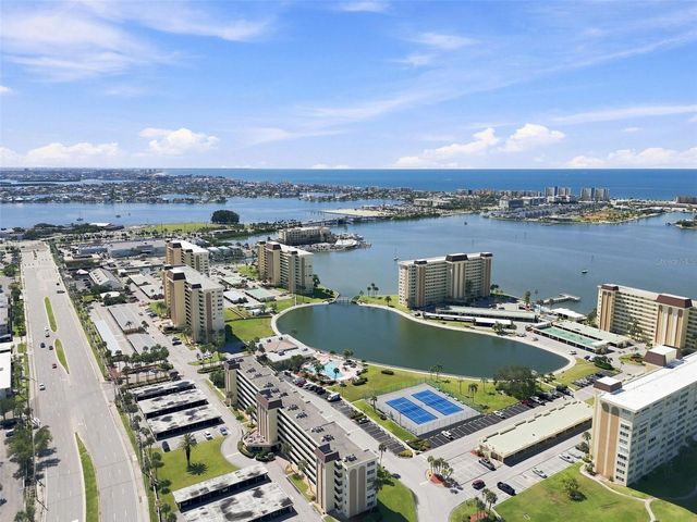 4650 COVE CIRCLE 104, St Petersburg, FL 33708