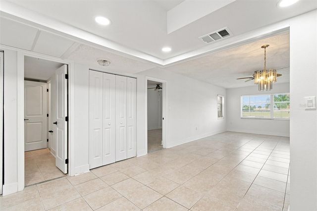 4650 COVE CIRCLE 104, St Petersburg, FL 33708