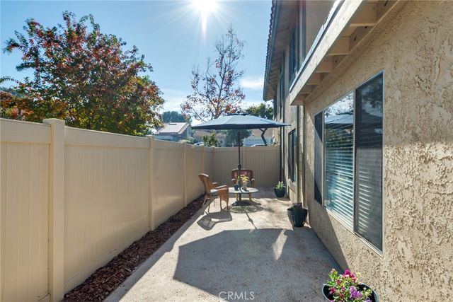 1517 Camelot, Corona, CA 92882