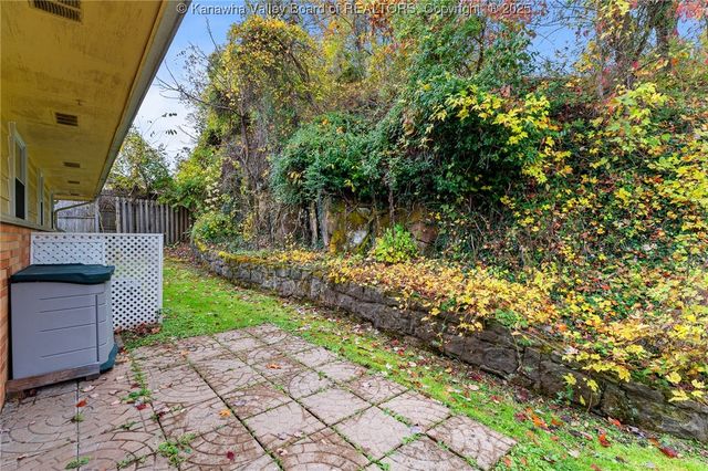 1570 Smith Road, Charleston, WV 25314