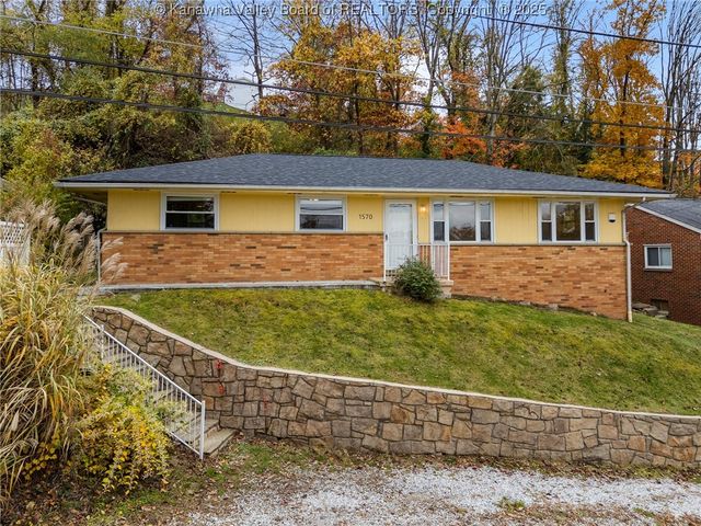 1570 Smith Road, Charleston, WV 25314