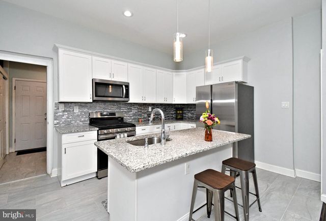 1325 N REDFIELD ST, Philadelphia, PA 19151