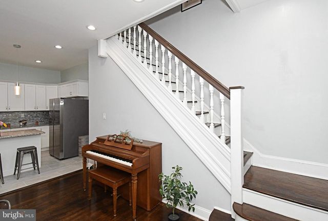 1325 N REDFIELD ST, Philadelphia, PA 19151