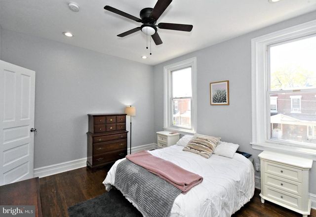 1325 N REDFIELD ST, Philadelphia, PA 19151