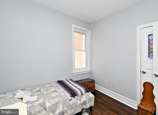 1325 N REDFIELD ST, Philadelphia, PA 19151