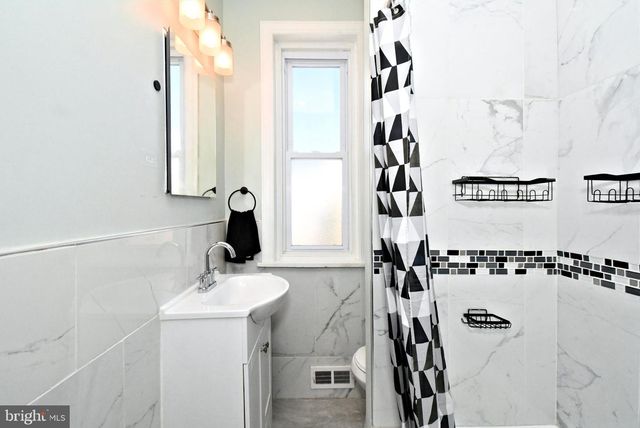 1325 N REDFIELD ST, Philadelphia, PA 19151