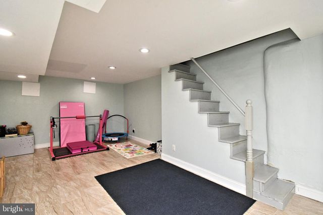 1325 N REDFIELD ST, Philadelphia, PA 19151