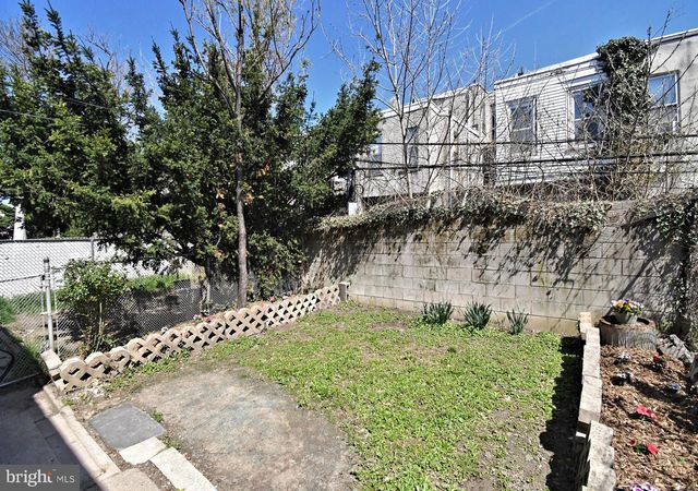 1325 N REDFIELD ST, Philadelphia, PA 19151