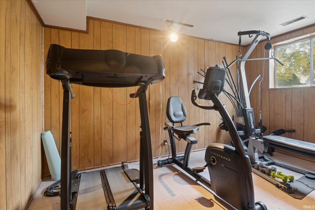 5914 Miami Street, South Bend, IN 46614