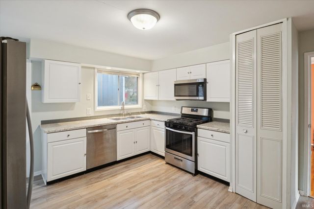 5914 Miami Street, South Bend, IN 46614