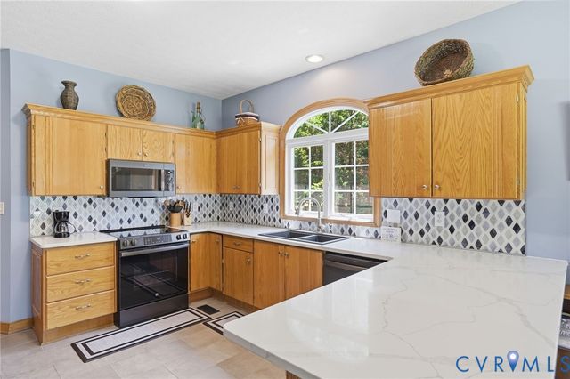 7933 Fortress Pl, Henrico, VA 23231