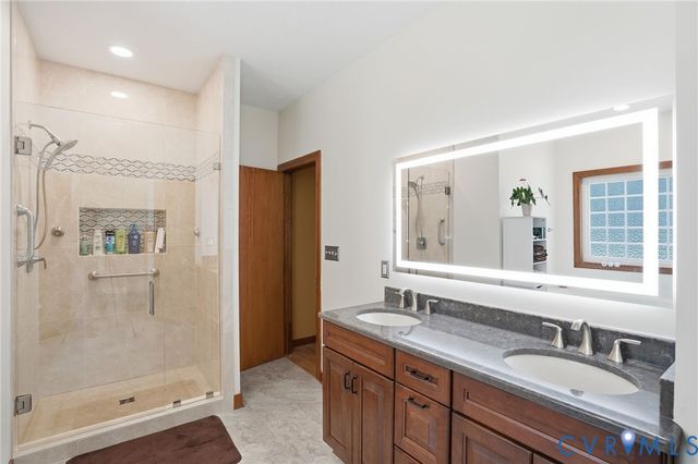 7933 Fortress Pl, Henrico, VA 23231
