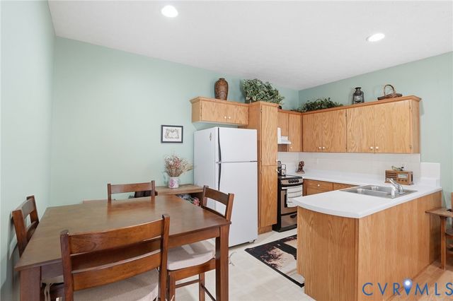 7933 Fortress Pl, Henrico, VA 23231