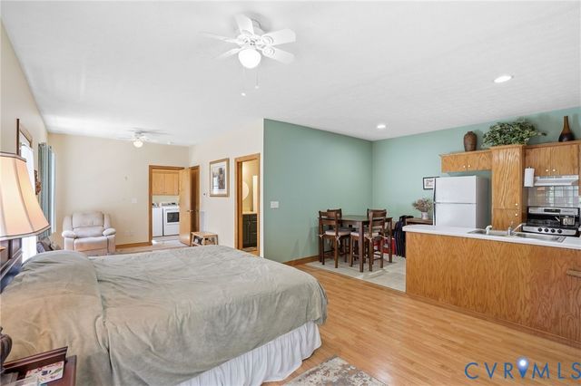 7933 Fortress Pl, Henrico, VA 23231