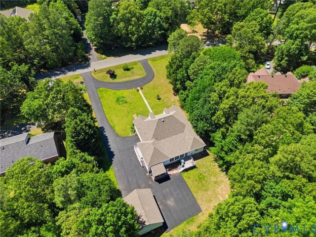 7933 Fortress Pl, Henrico, VA 23231