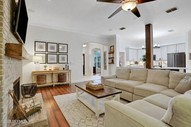 2411 GOLDEN BELL Lane, Fleming Island, FL 32003