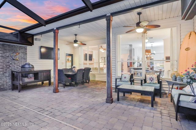 2411 GOLDEN BELL Lane, Fleming Island, FL 32003
