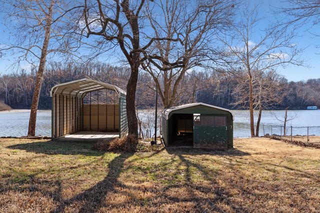 63749 E 202 Road, Wyandotte, OK 74370