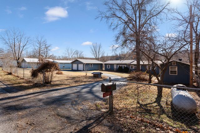 63749 E 202 Road, Wyandotte, OK 74370