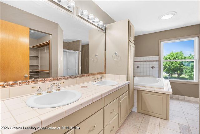 3397 Hidden Ridge Drive, Dewitt, MI 48820