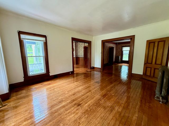 927 Water Street, Bennington, VT 05257