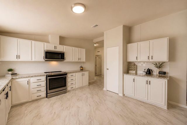 21631 County Road 37492, Cleveland, TX 77327