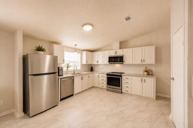 21631 County Road 37492, Cleveland, TX 77327