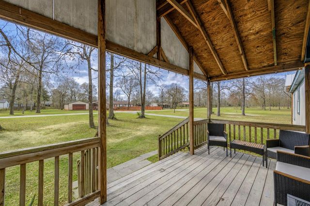 21631 County Road 37492, Cleveland, TX 77327