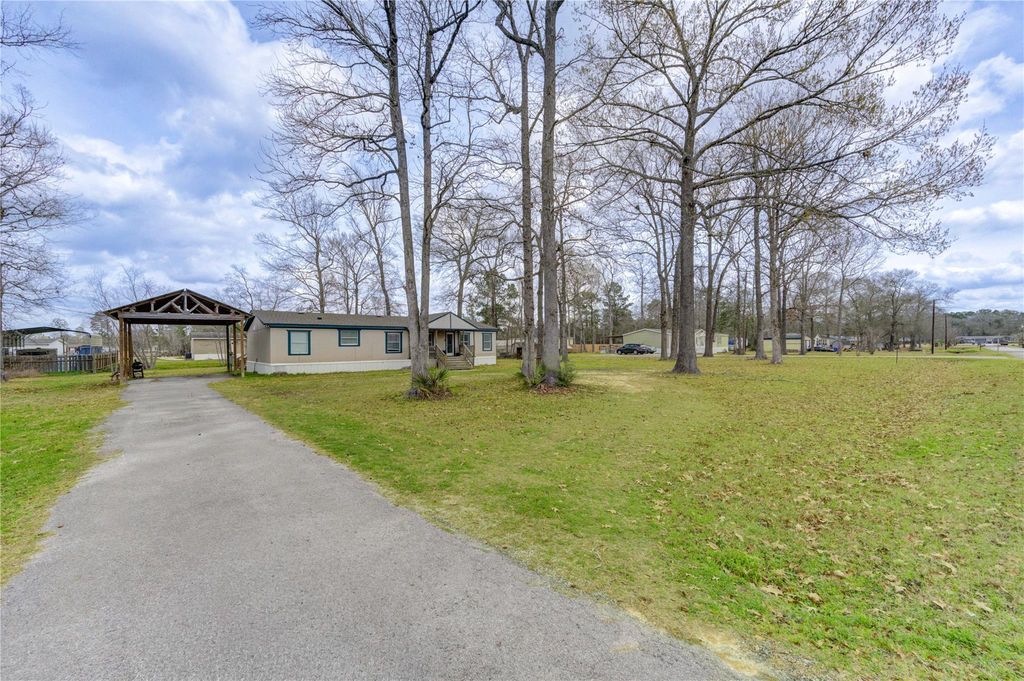 21631 County Road 37492, Cleveland, TX 77327